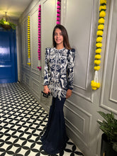 Handwork Top with bell bottoms